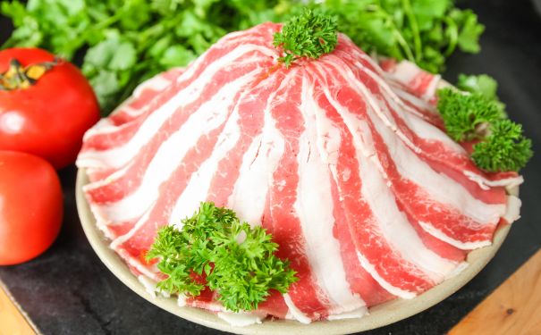抖盲盒市場(chǎng)真相揭秘（虛假宣傳、炒作蒙蔽消費(fèi)者 難掩真相）